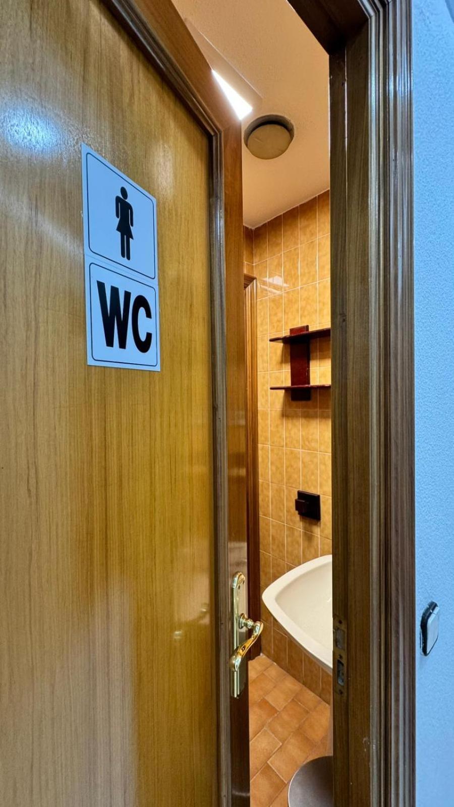 Hostel Puerta Del Angel 马德里 外观 照片