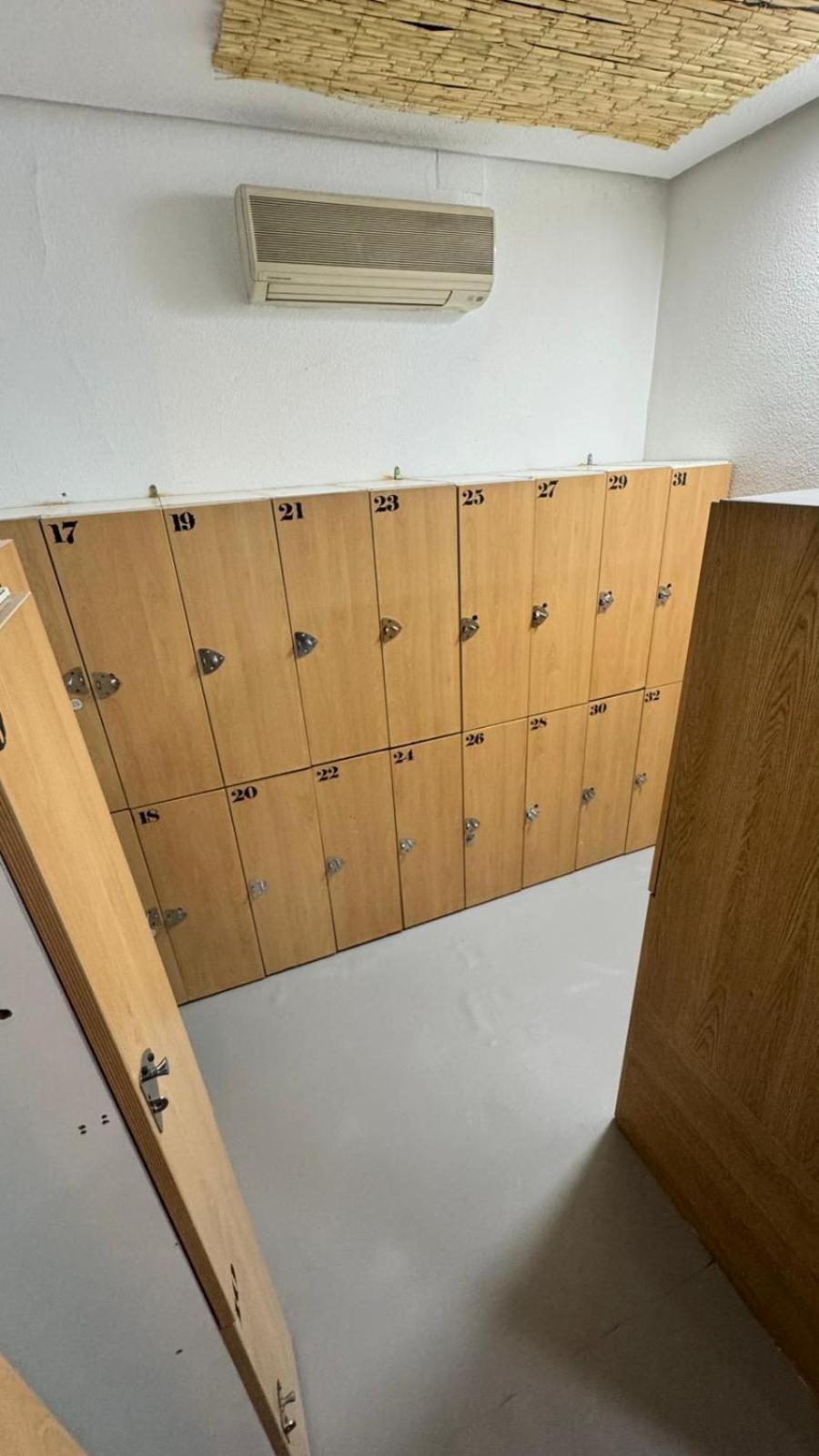 Hostel Puerta Del Angel 马德里 外观 照片